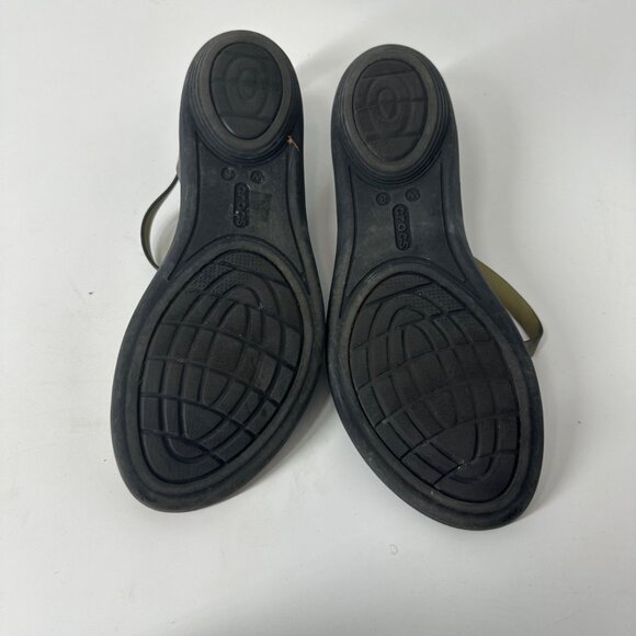 Womens Crocs Isabella Strappy Flat Sandals Black Size 8 Lightweight Slip-On - Picture 4 of 7